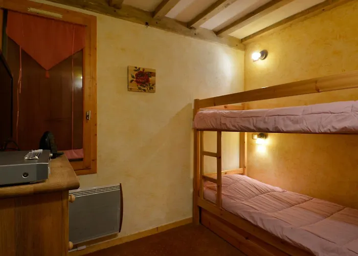 Confortable 2 Pièces Pour 4 Pers, Proche Station - Fr-1-181-2866 Appartement *